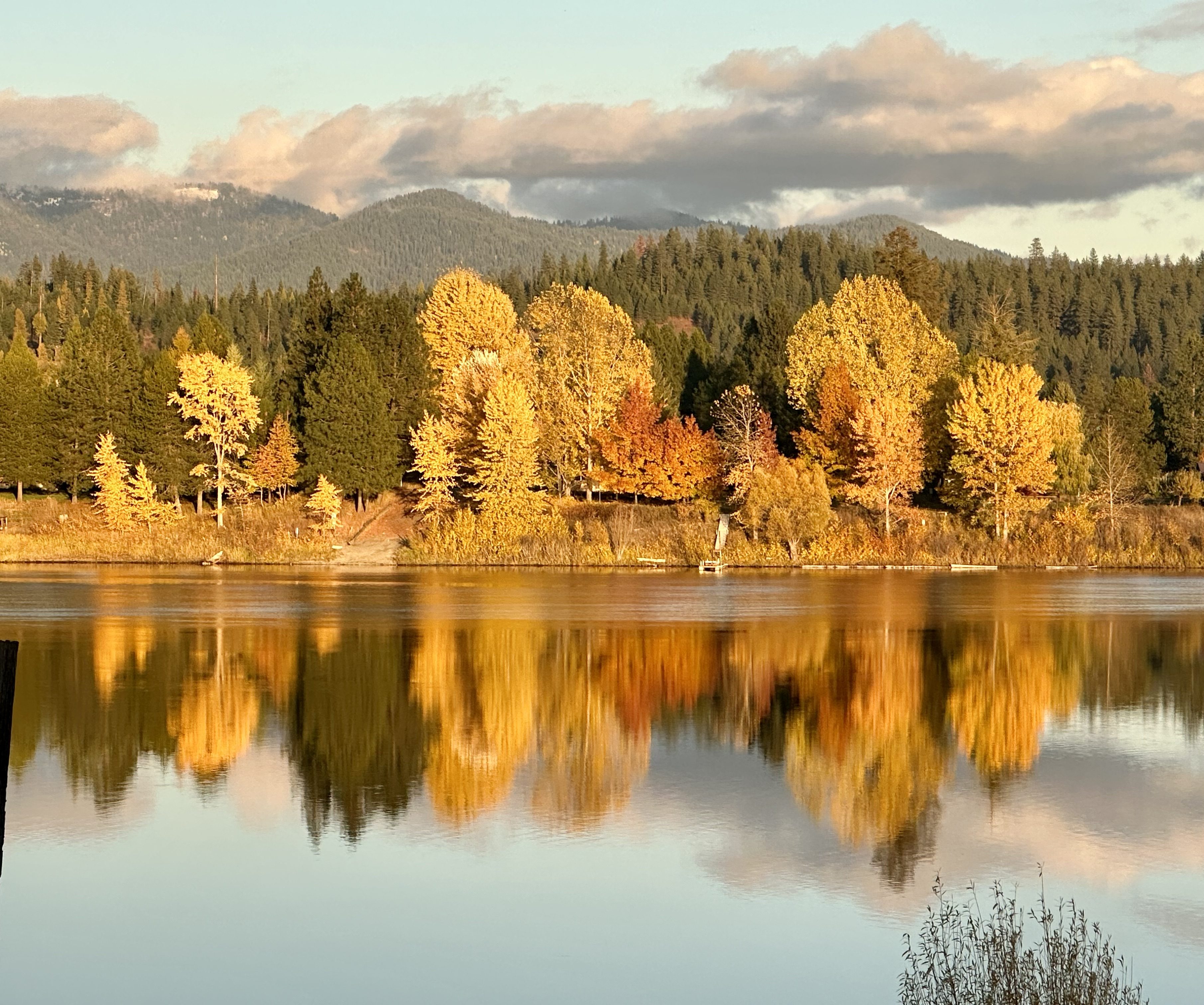 Fall on the Pend Orielle River